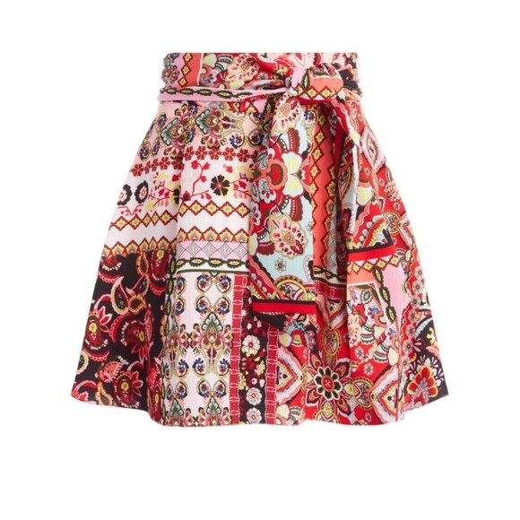 Alice + Olivia Helina Patchwork Floral Mini Skirt Multicolor Front Tie Size 4 - Picture 13 of 14